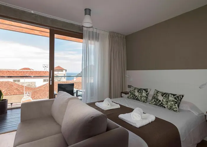 アパート Vivienda El Cipres. Terraza Con Espectaculares Vistas Al Mar. ガラチコ