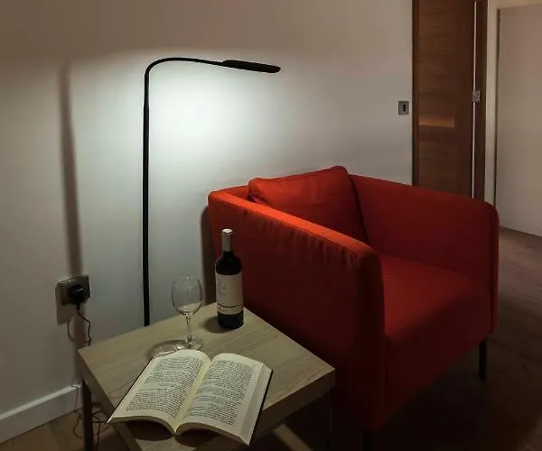 Vivienda El Cipres. Terraza Con Espectaculares Vistas Al Mar. *